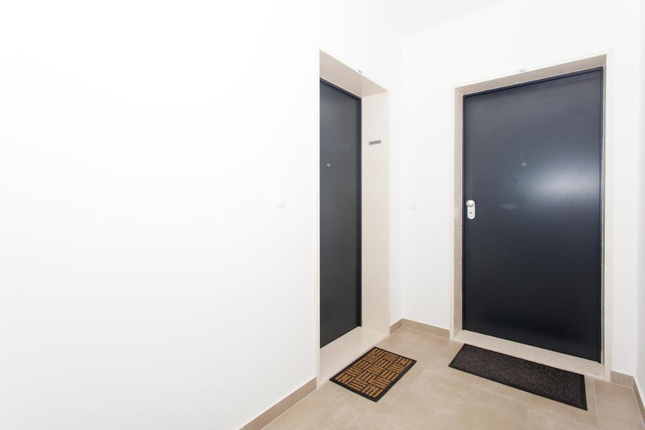 Iris Apartment Private Parking Split Zewnętrze zdjęcie